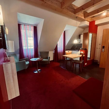 Hotel Weisses Lamm 파이츠획하임 외부 사진