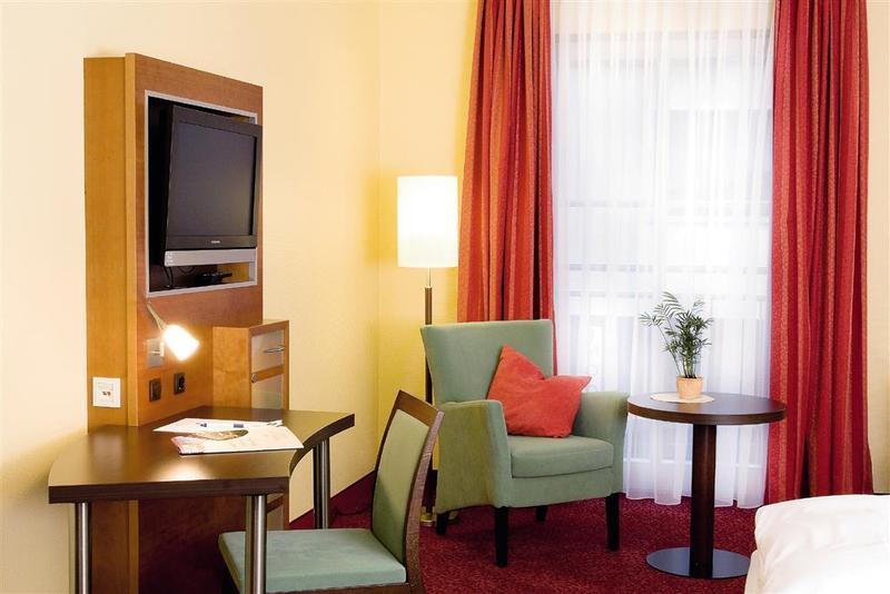 Hotel Weisses Lamm 파이츠획하임 외부 사진