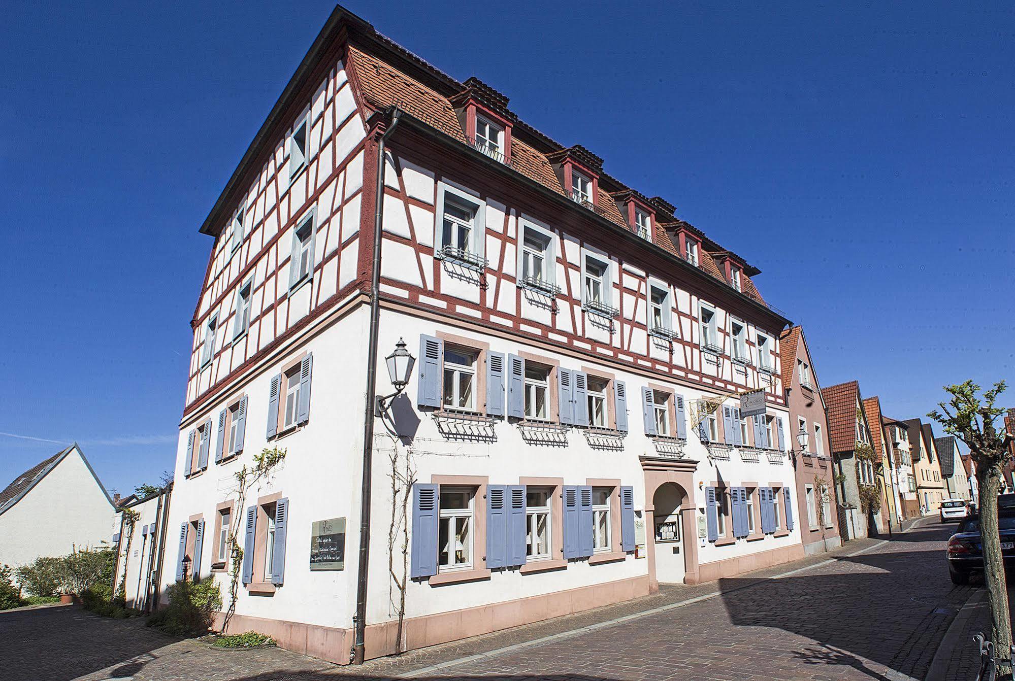 Hotel Weisses Lamm 파이츠획하임 외부 사진